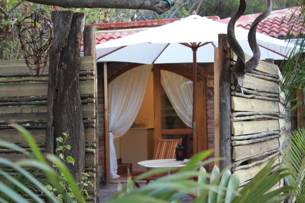 The Bamboo Lodge In Knysna Книсна Екстериор снимка