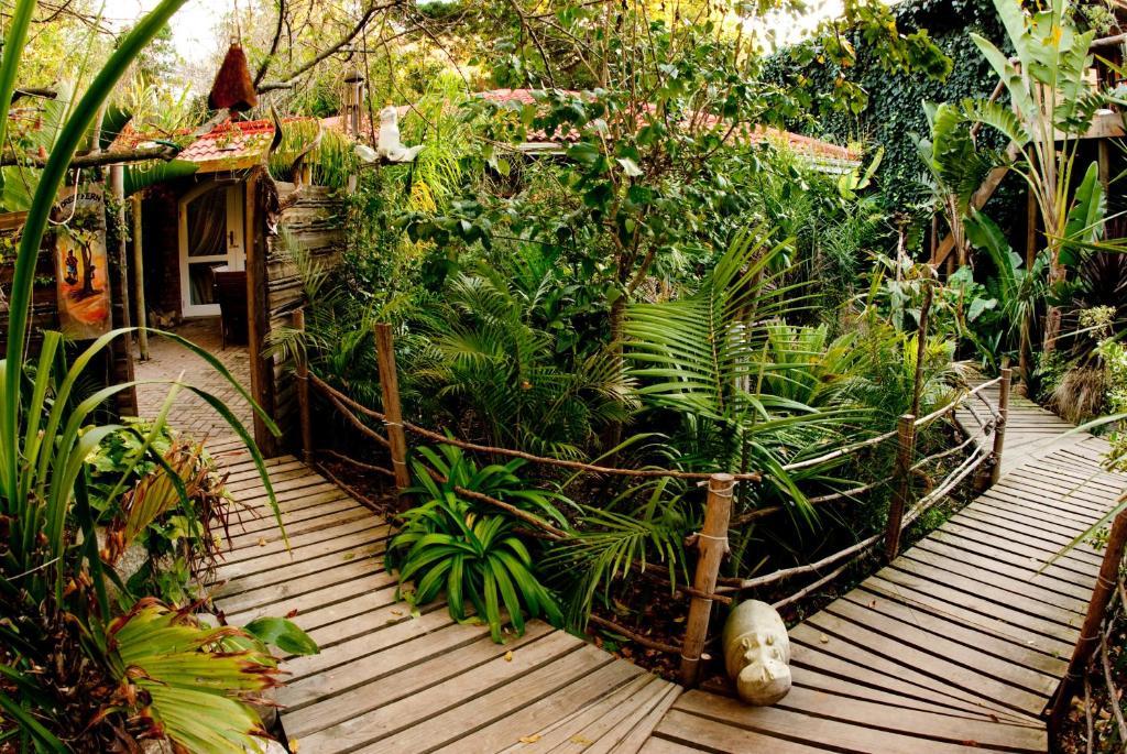 The Bamboo Lodge In Knysna Книсна Екстериор снимка