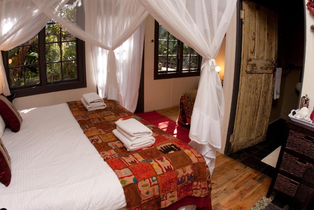 The Bamboo Lodge In Knysna Книсна Екстериор снимка